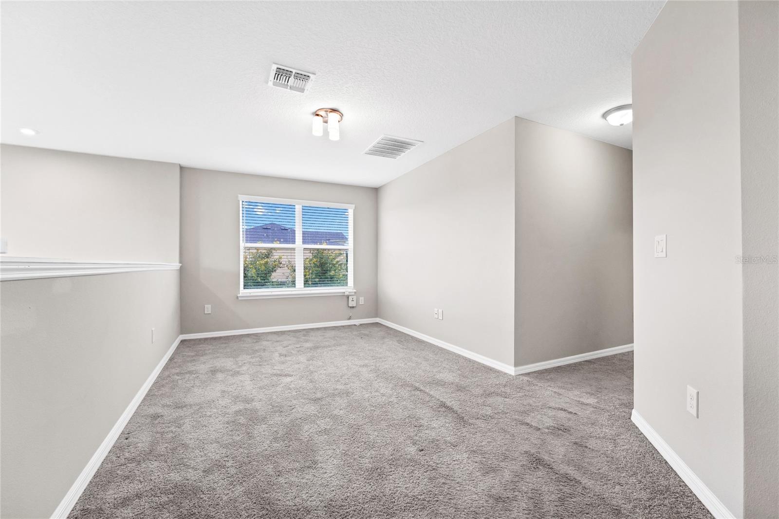 Image 18 of 52 For 15907 Marina Bay Drive