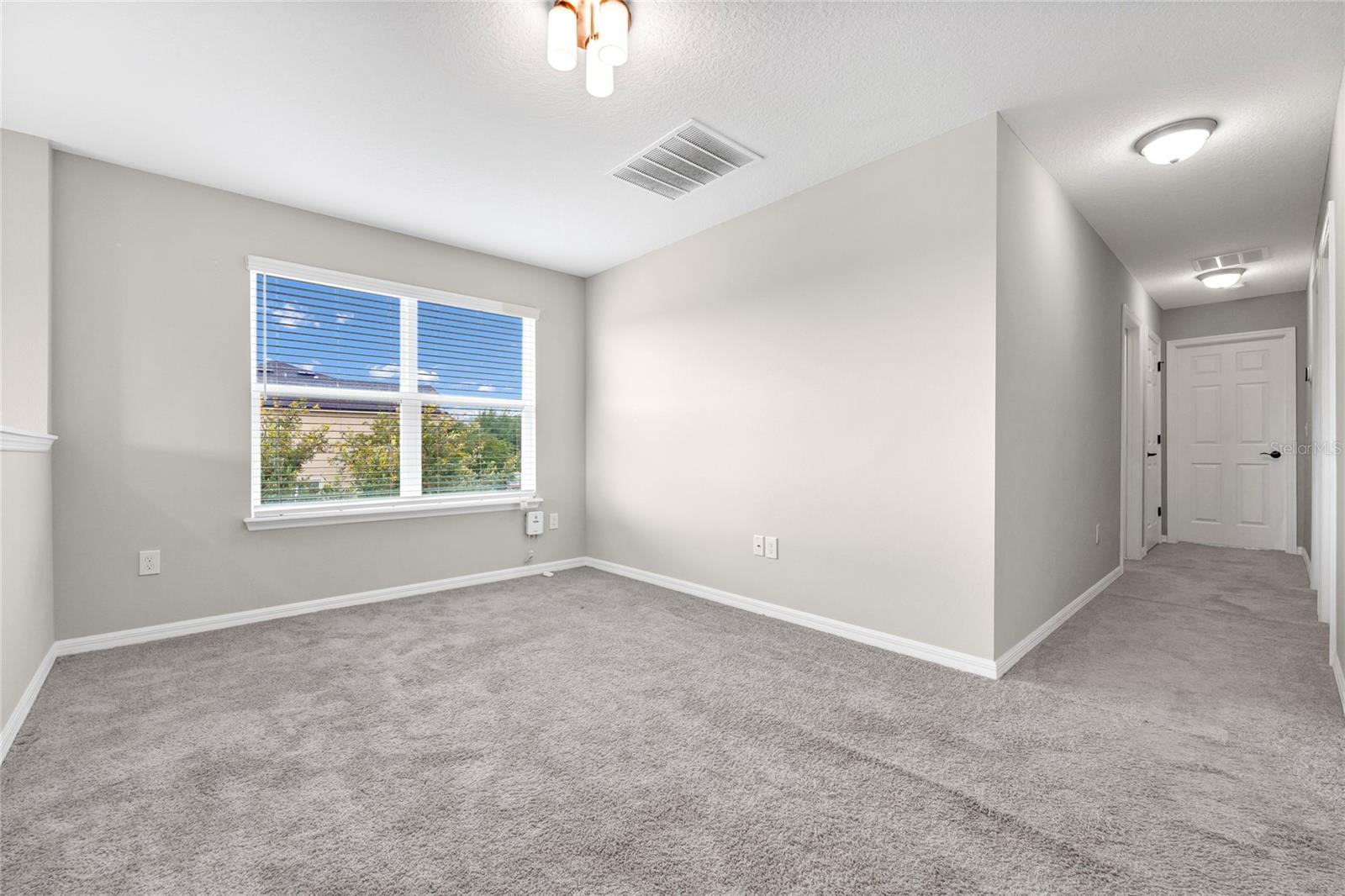 Image 19 of 52 For 15907 Marina Bay Drive