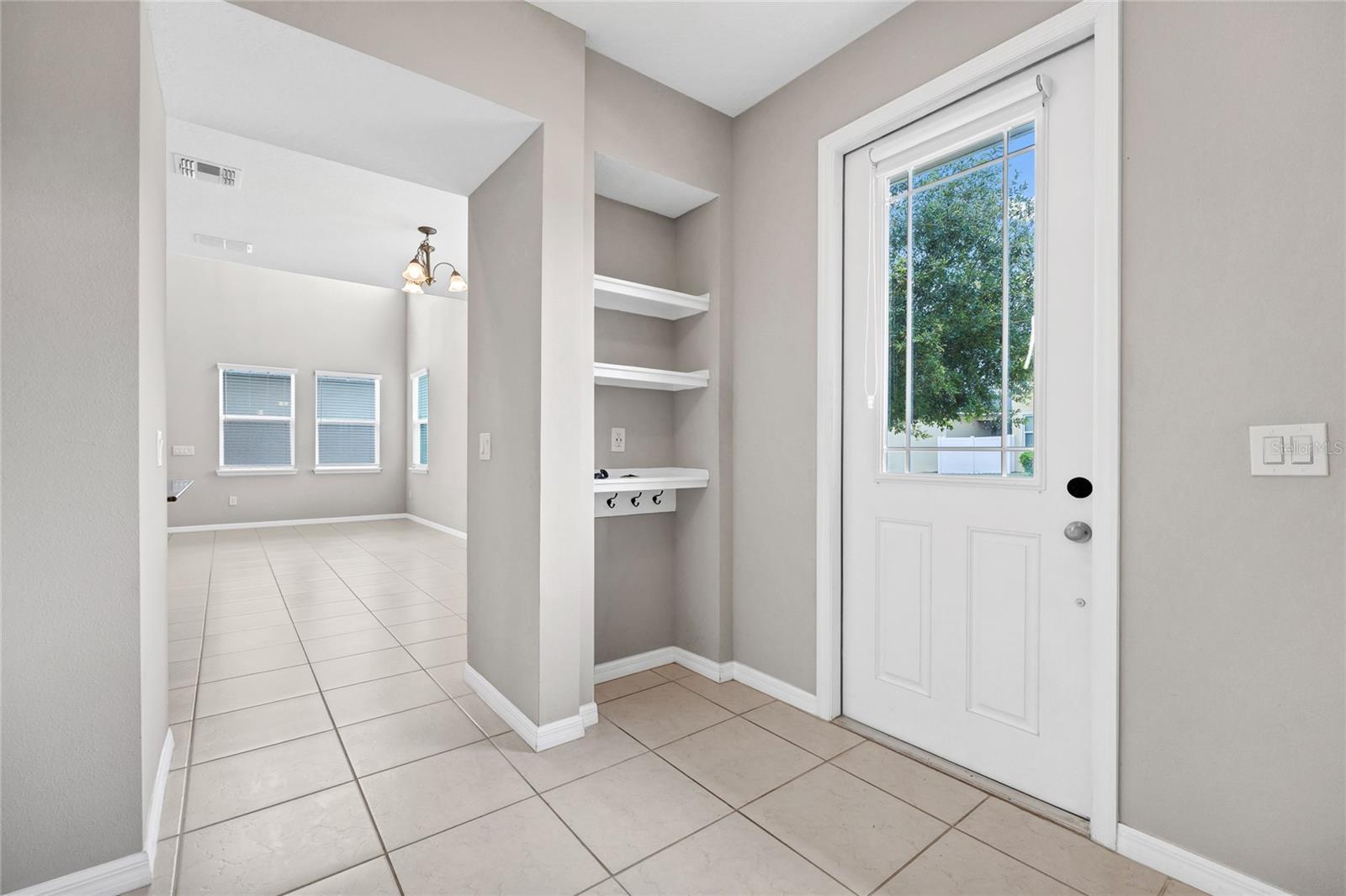 Image 3 of 52 For 15907 Marina Bay Drive