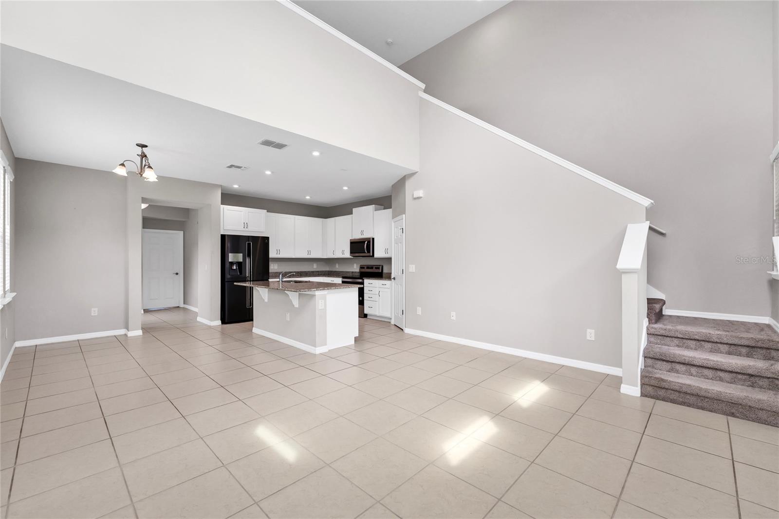 Image 5 of 52 For 15907 Marina Bay Drive