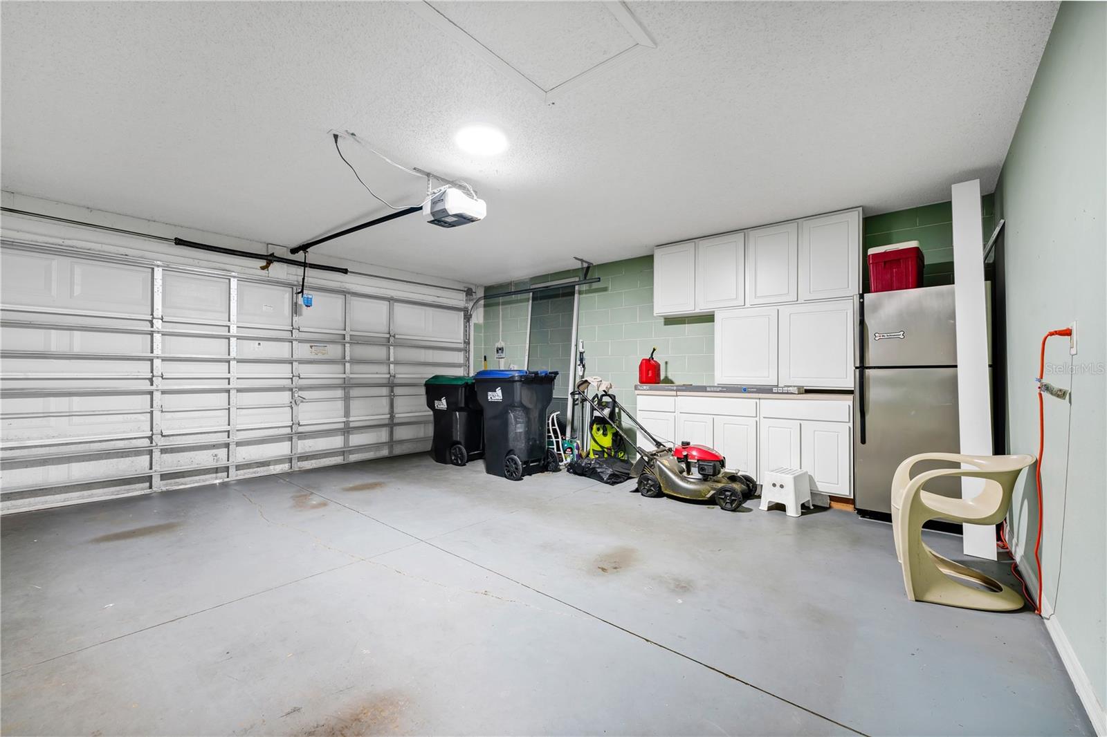 Image 26 of 42 For 15042 Waterford Chase