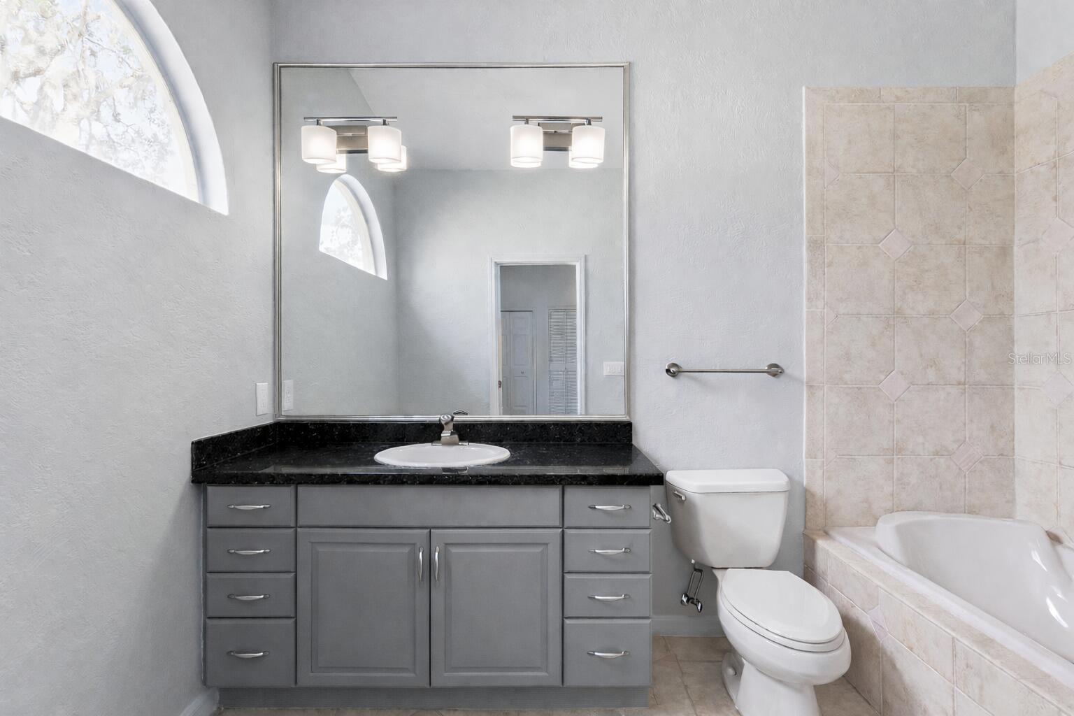 Image 23 of 25 For 33015 Sahara Court