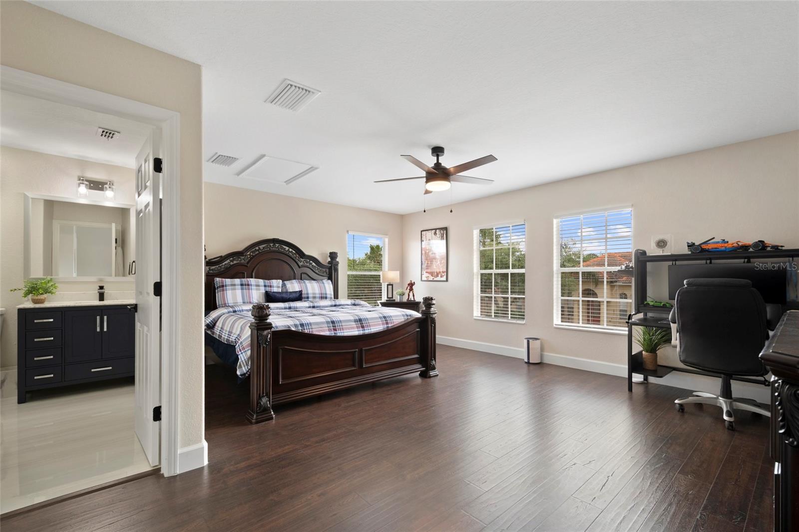 Image 48 of 81 For 9047 Tuscan Valley Place