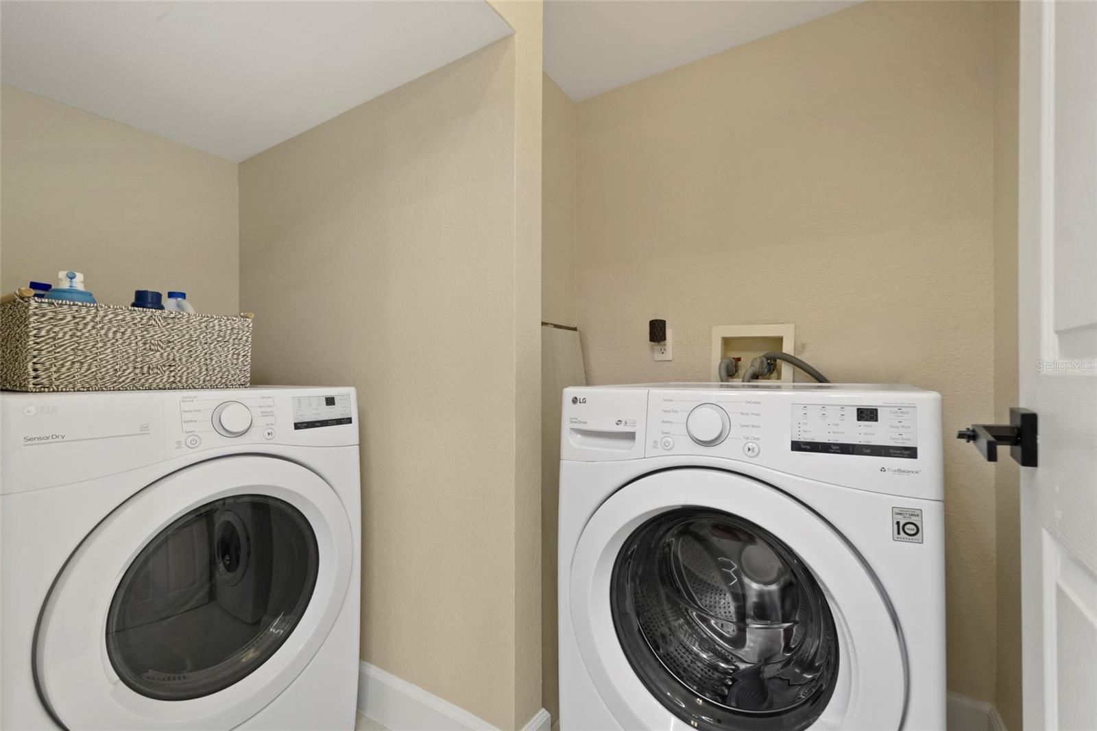 Image 73 of 81 For 9047 Tuscan Valley Place