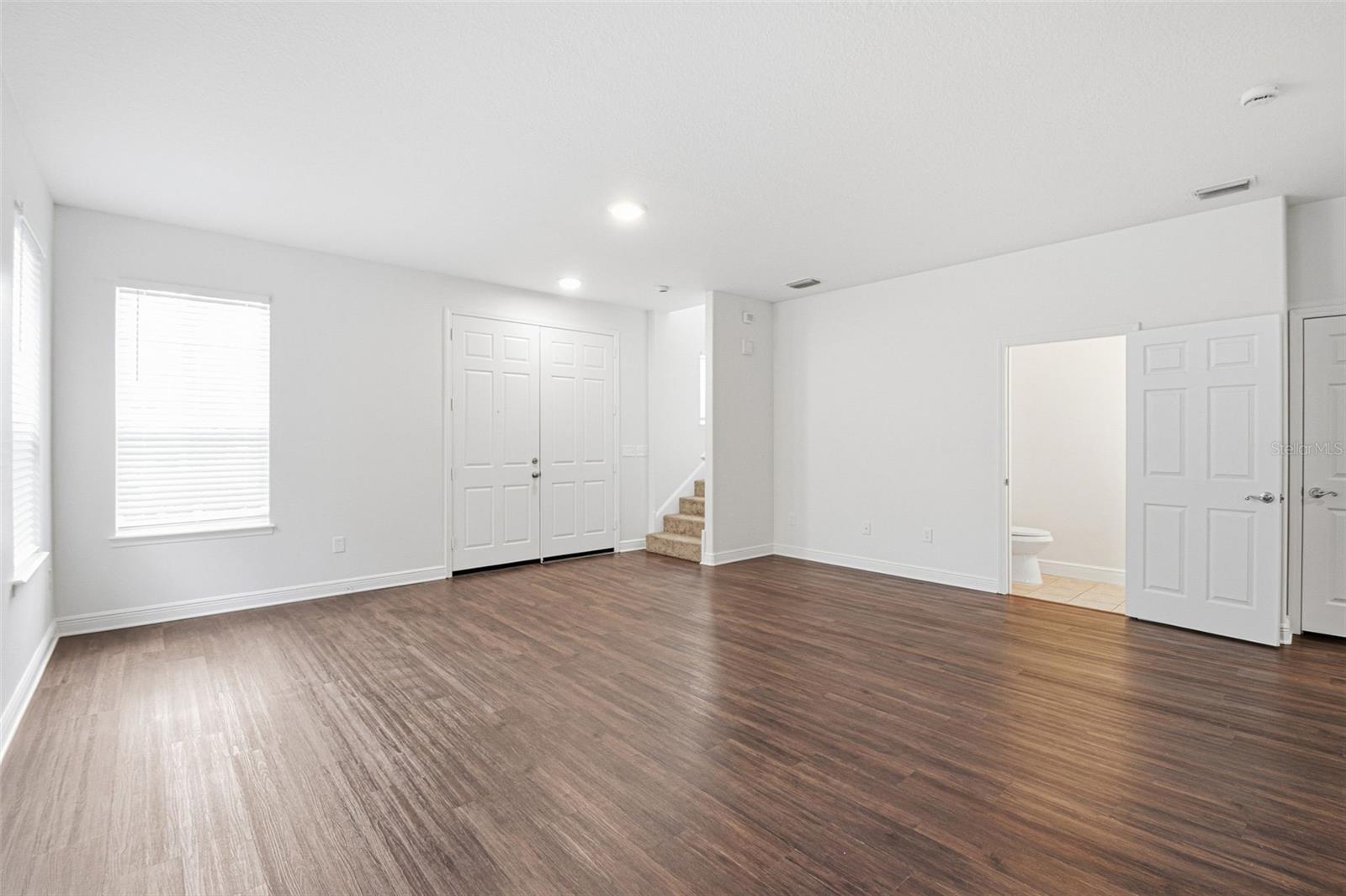 Image 16 of 61 For 14160 Stilton Street