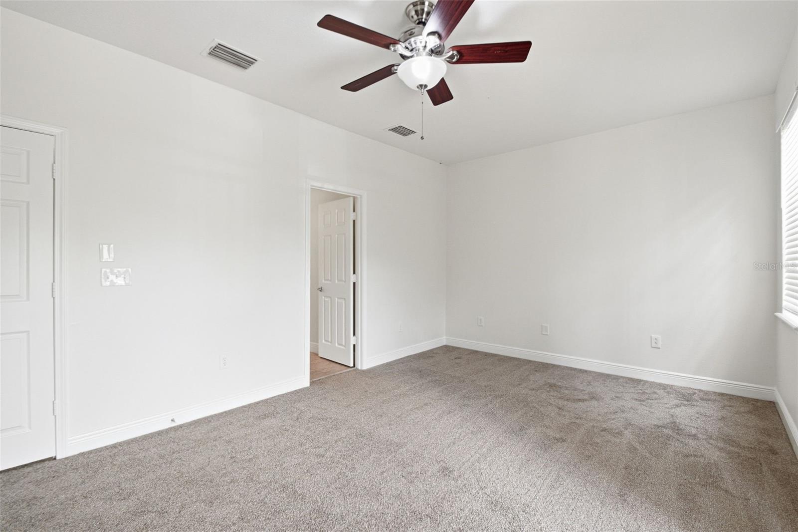 Image 36 of 61 For 14160 Stilton Street