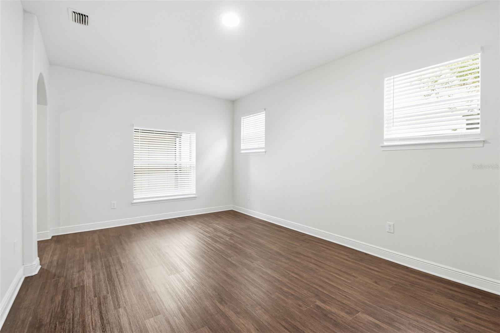 Image 45 of 61 For 14160 Stilton Street