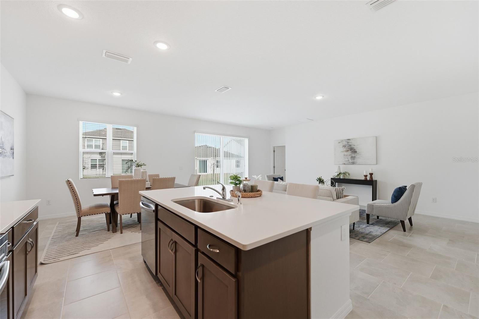 Image 12 of 31 For 722 Ginger Drive