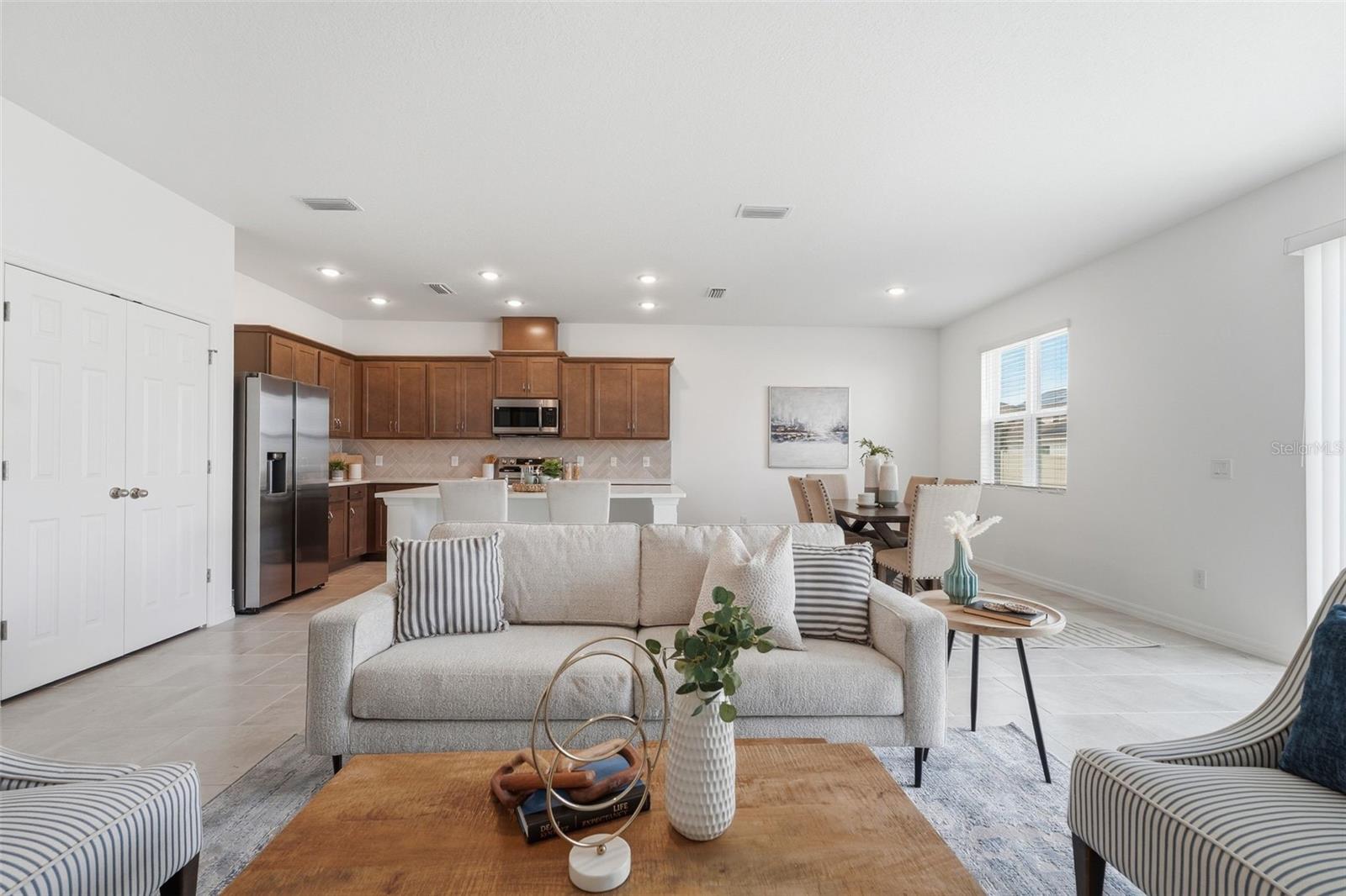 Image 15 of 31 For 722 Ginger Drive