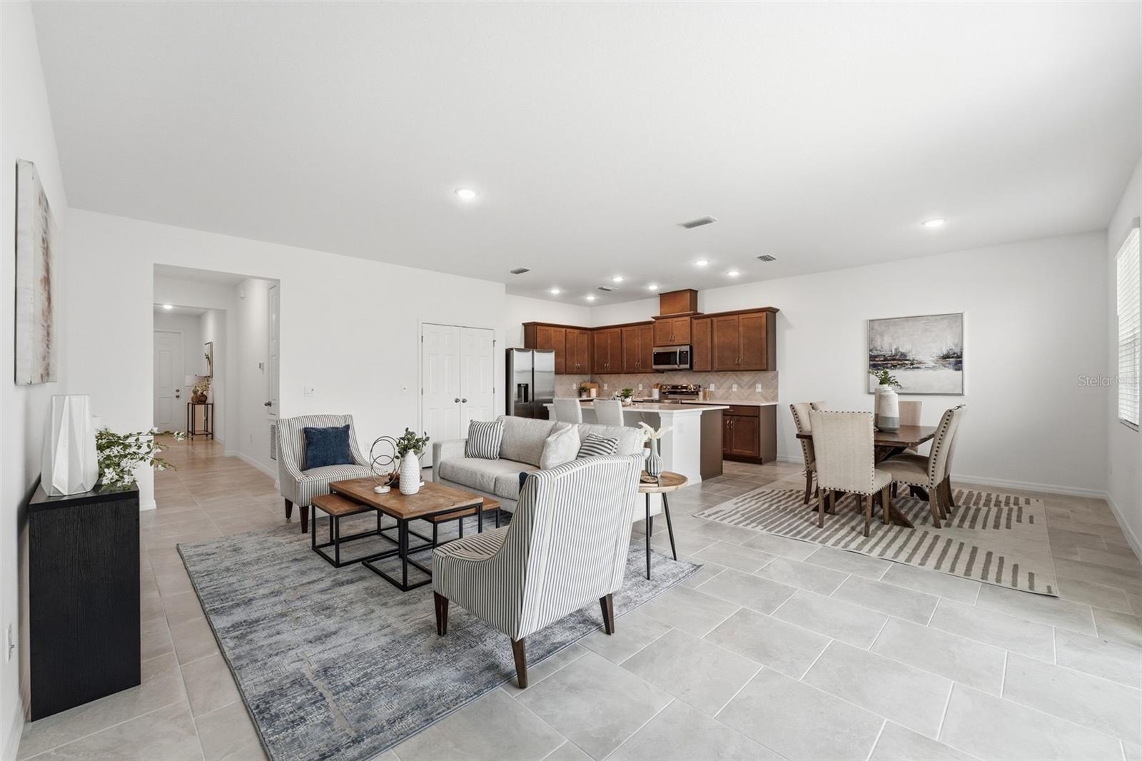 Image 18 of 31 For 722 Ginger Drive