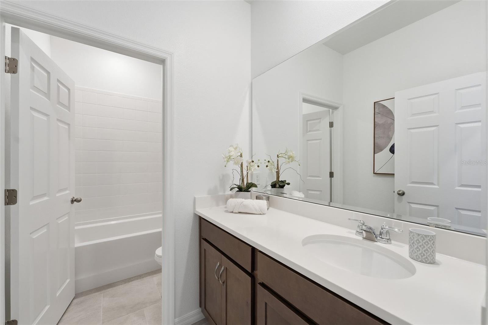 Image 4 of 31 For 722 Ginger Drive