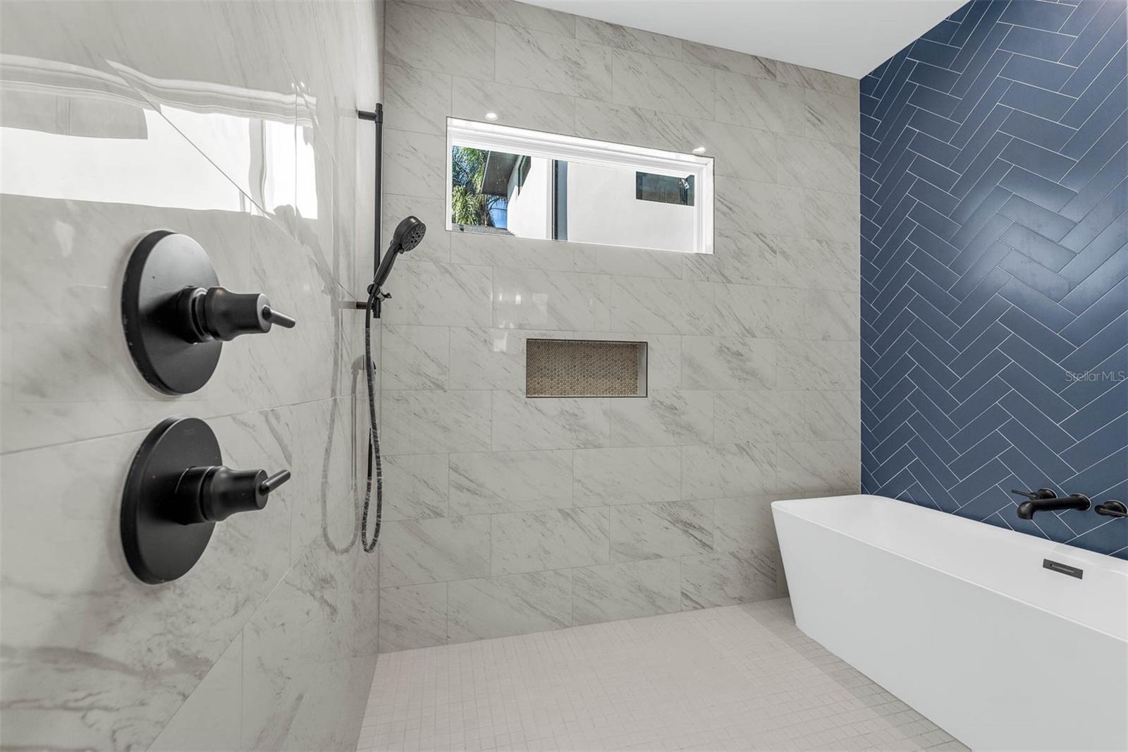 Image 36 of 55 For 1540 Miller Avenue