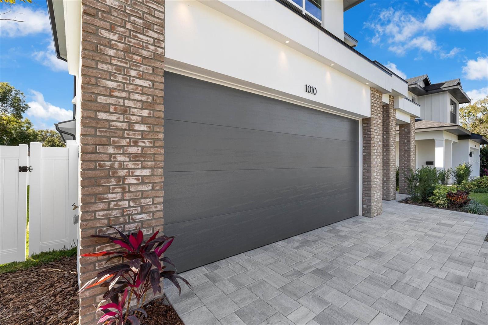 Image 5 of 55 For 1540 Miller Avenue