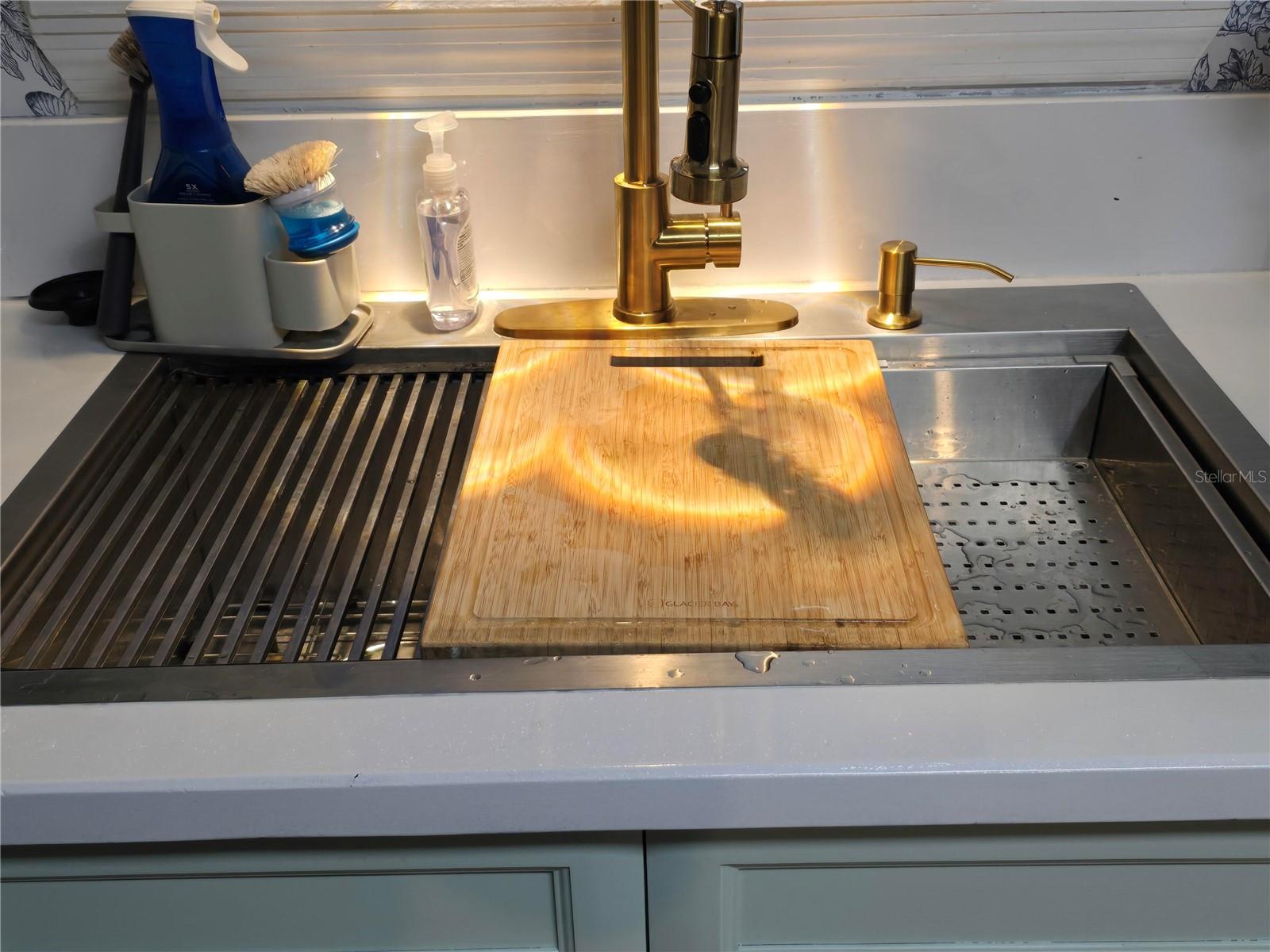 Image 2 of 11 For 7 Bass Street