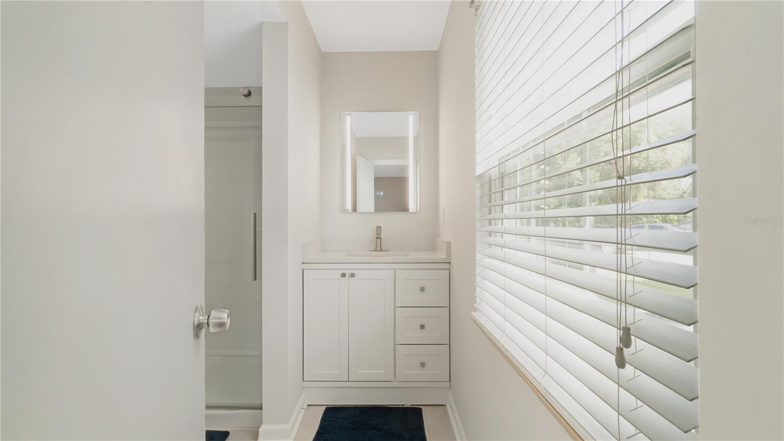 Image 16 of 23 For 840 Center Avenue 91