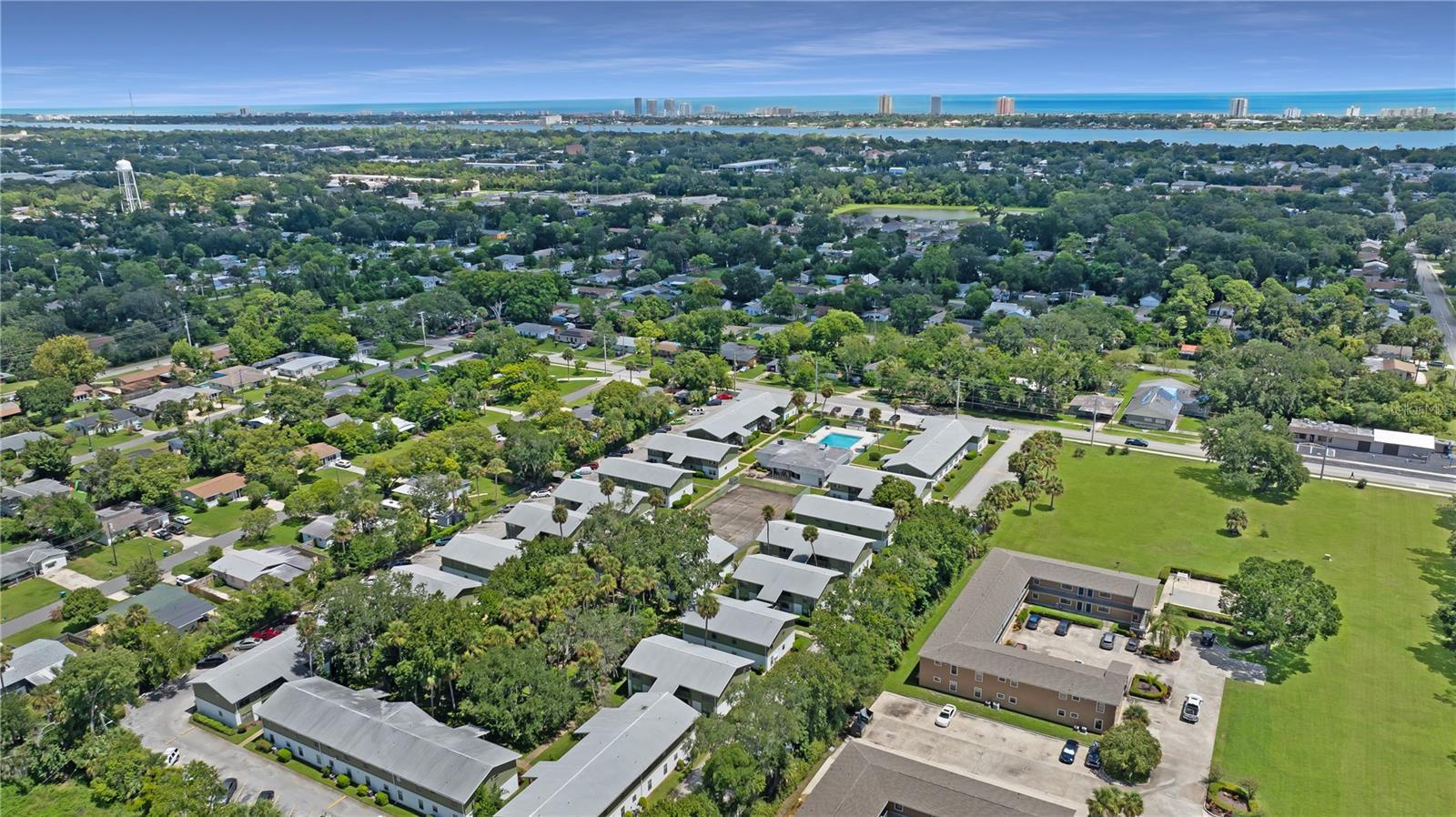 Image 3 of 23 For 840 Center Avenue 91