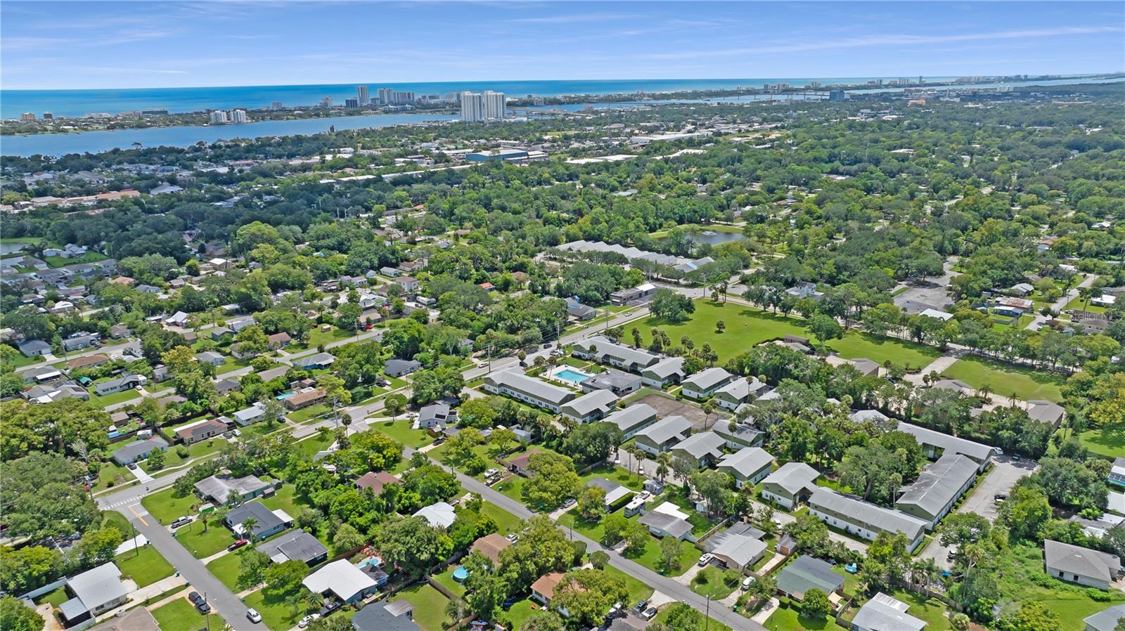 Image 4 of 23 For 840 Center Avenue 91