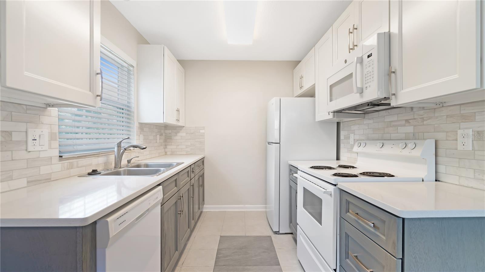 Image 9 of 23 For 840 Center Avenue 91