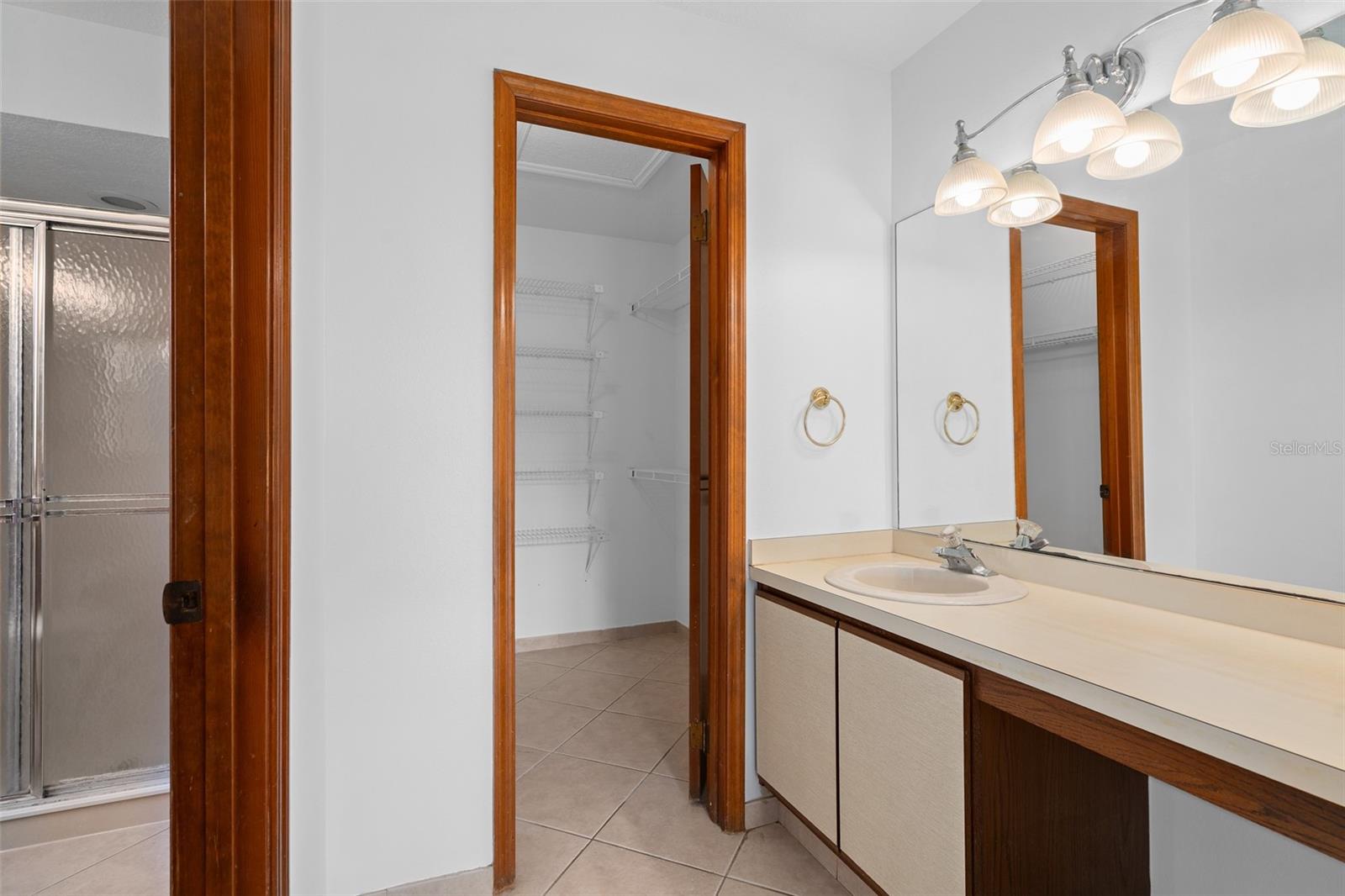 Image 17 of 41 For 413 Cumberland Avenue