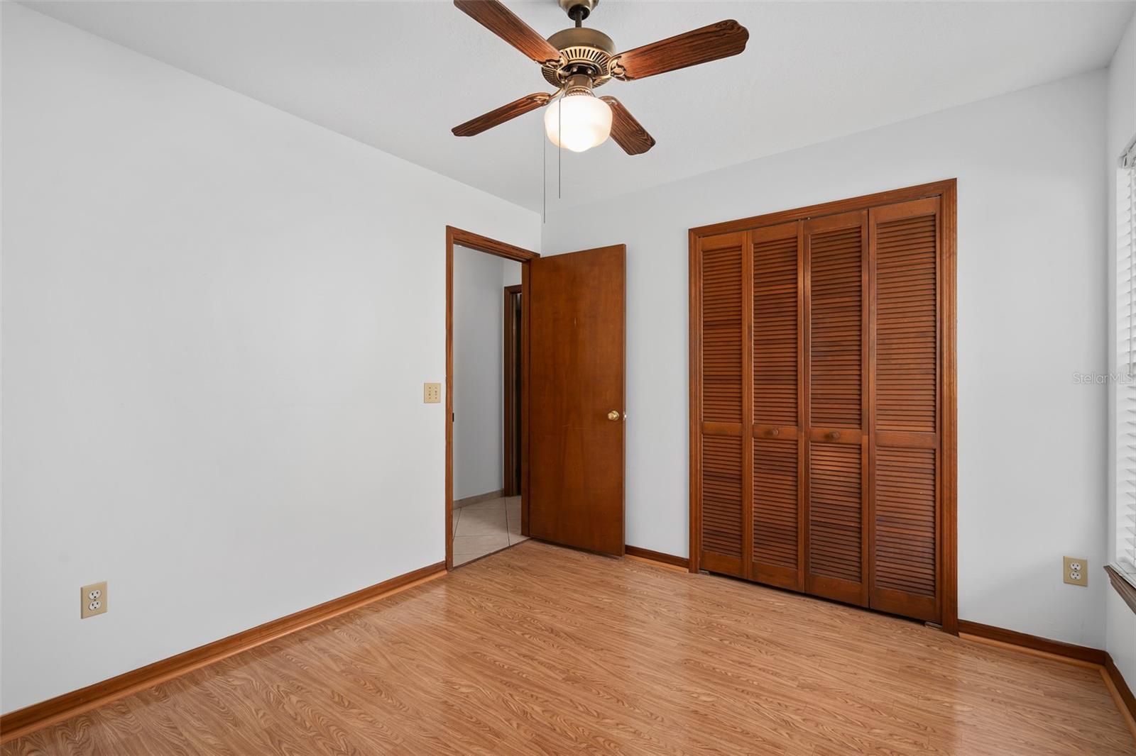 Image 21 of 41 For 413 Cumberland Avenue