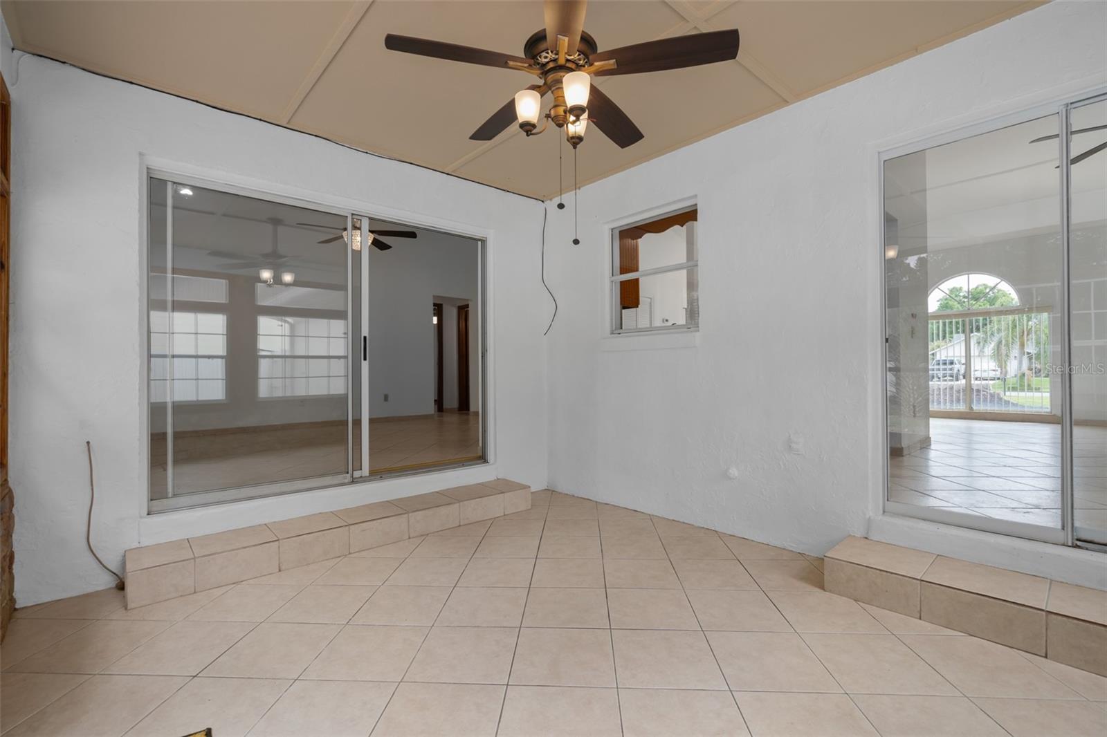 Image 27 of 41 For 413 Cumberland Avenue