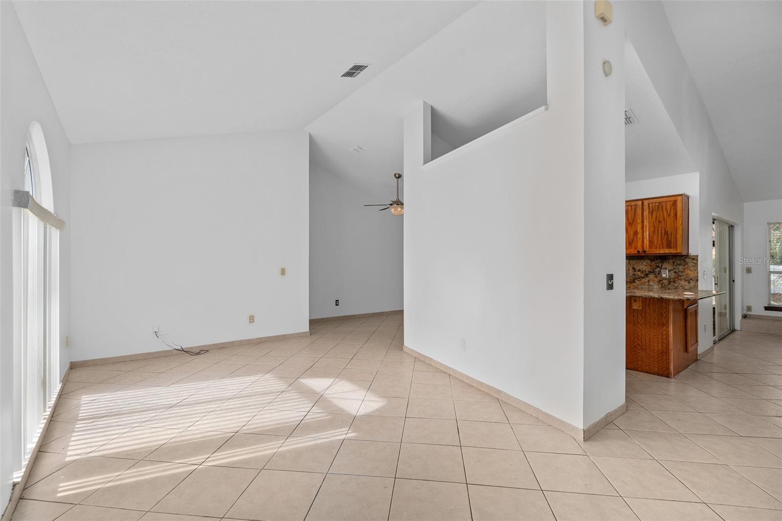 Image 3 of 41 For 413 Cumberland Avenue