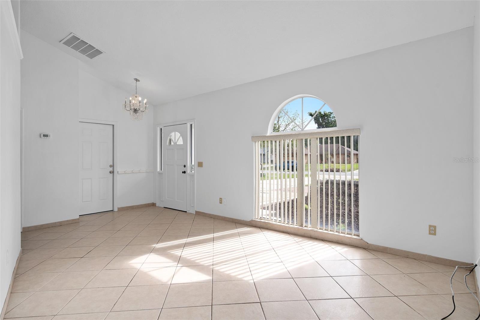 Image 5 of 41 For 413 Cumberland Avenue