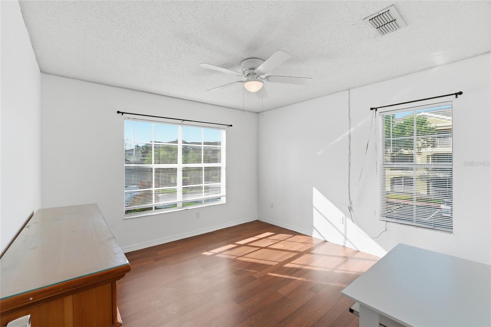 Image 15 of 26 For 1950 Summer Club Drive 214