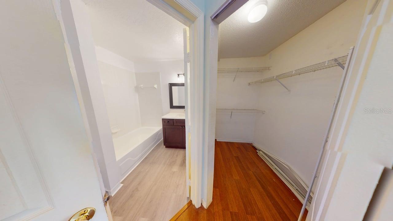 Image 22 of 26 For 1950 Summer Club Drive 214