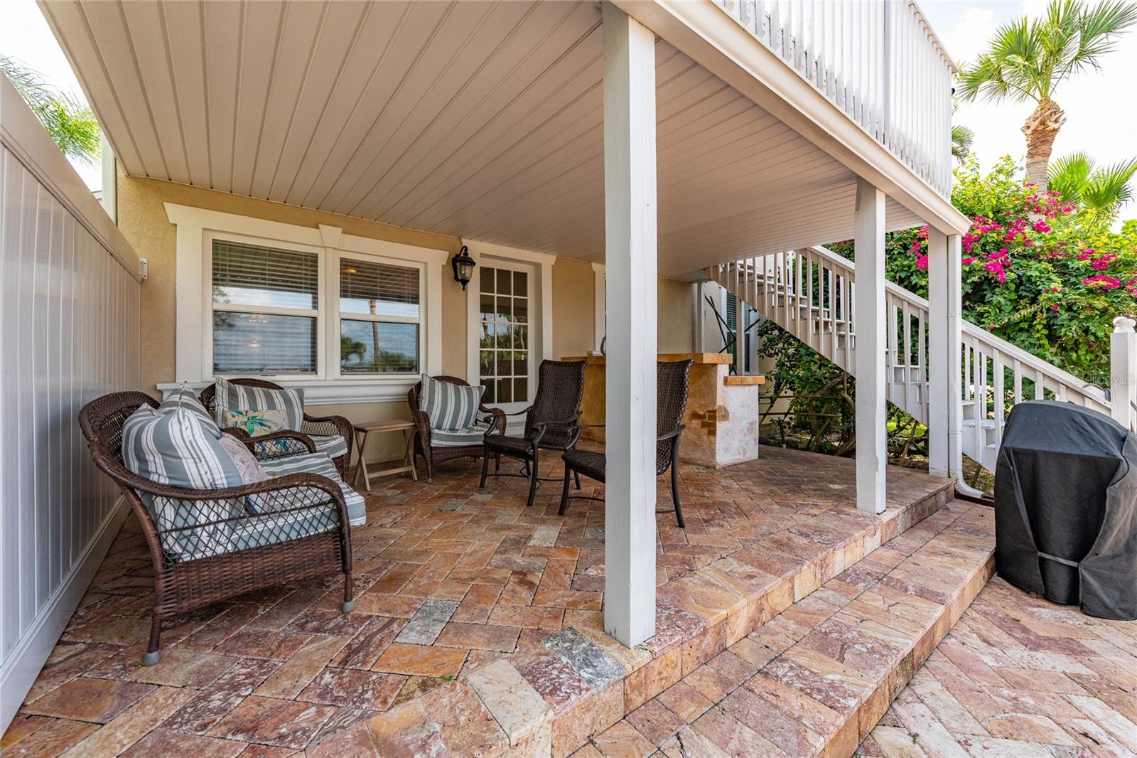 Image 11 of 54 For 2904 S Peninsula Dr