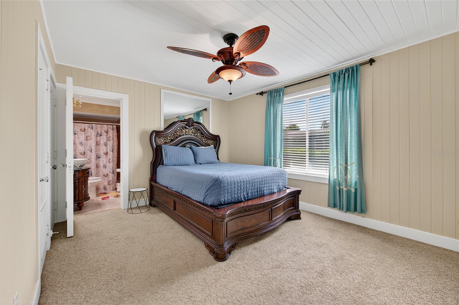 Image 32 of 54 For 2904 S Peninsula Dr