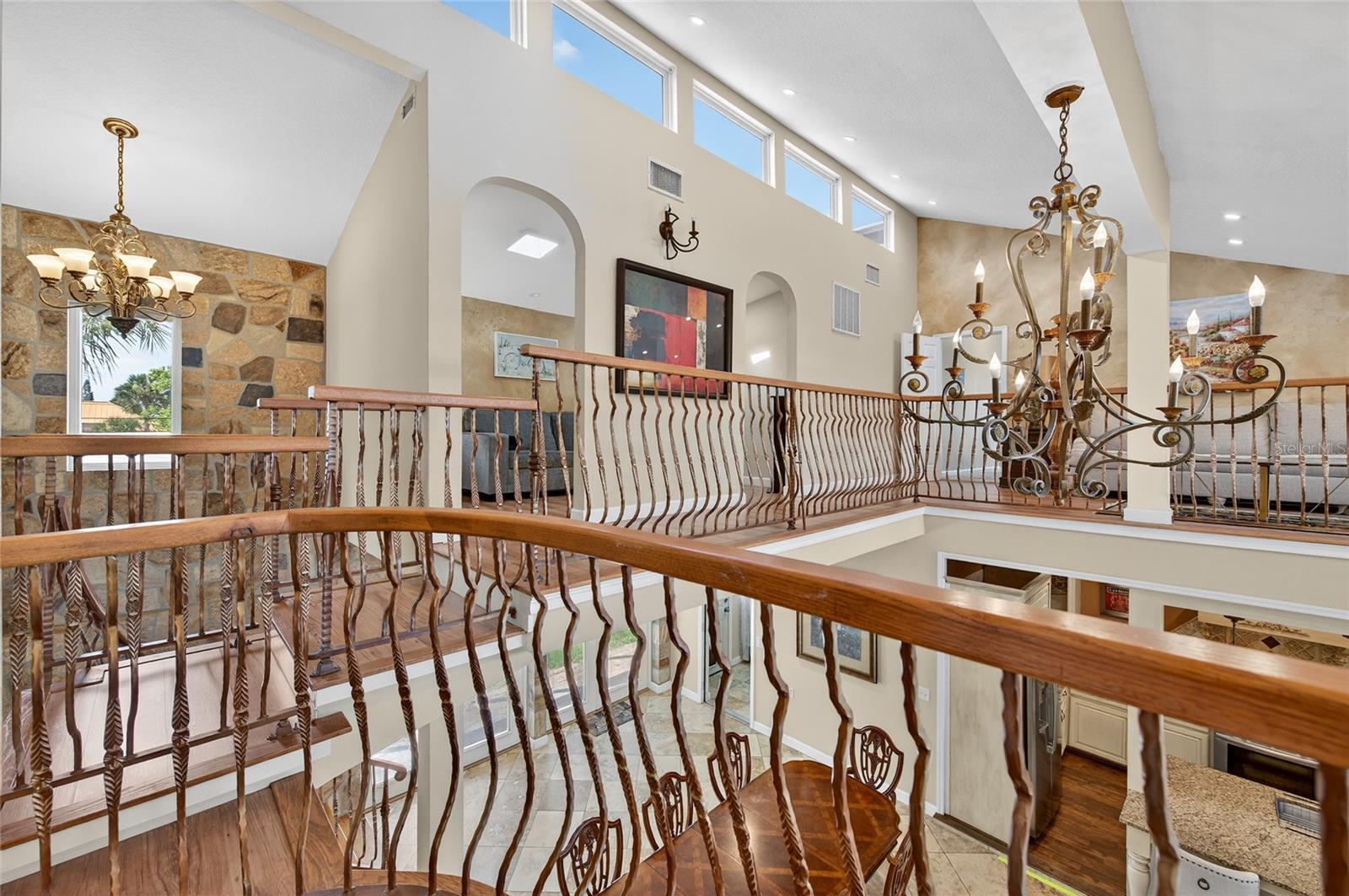 Image 35 of 54 For 2904 S Peninsula Dr