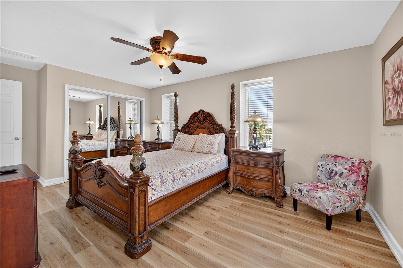 Image 45 of 54 For 2904 S Peninsula Dr