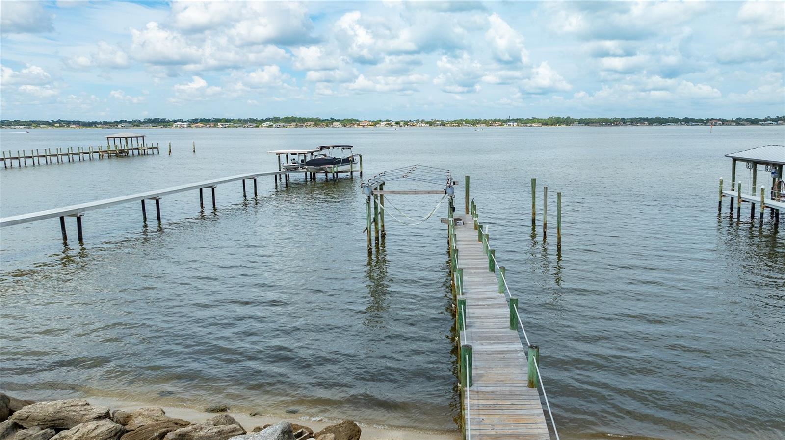 Image 9 of 54 For 2904 S Peninsula Dr