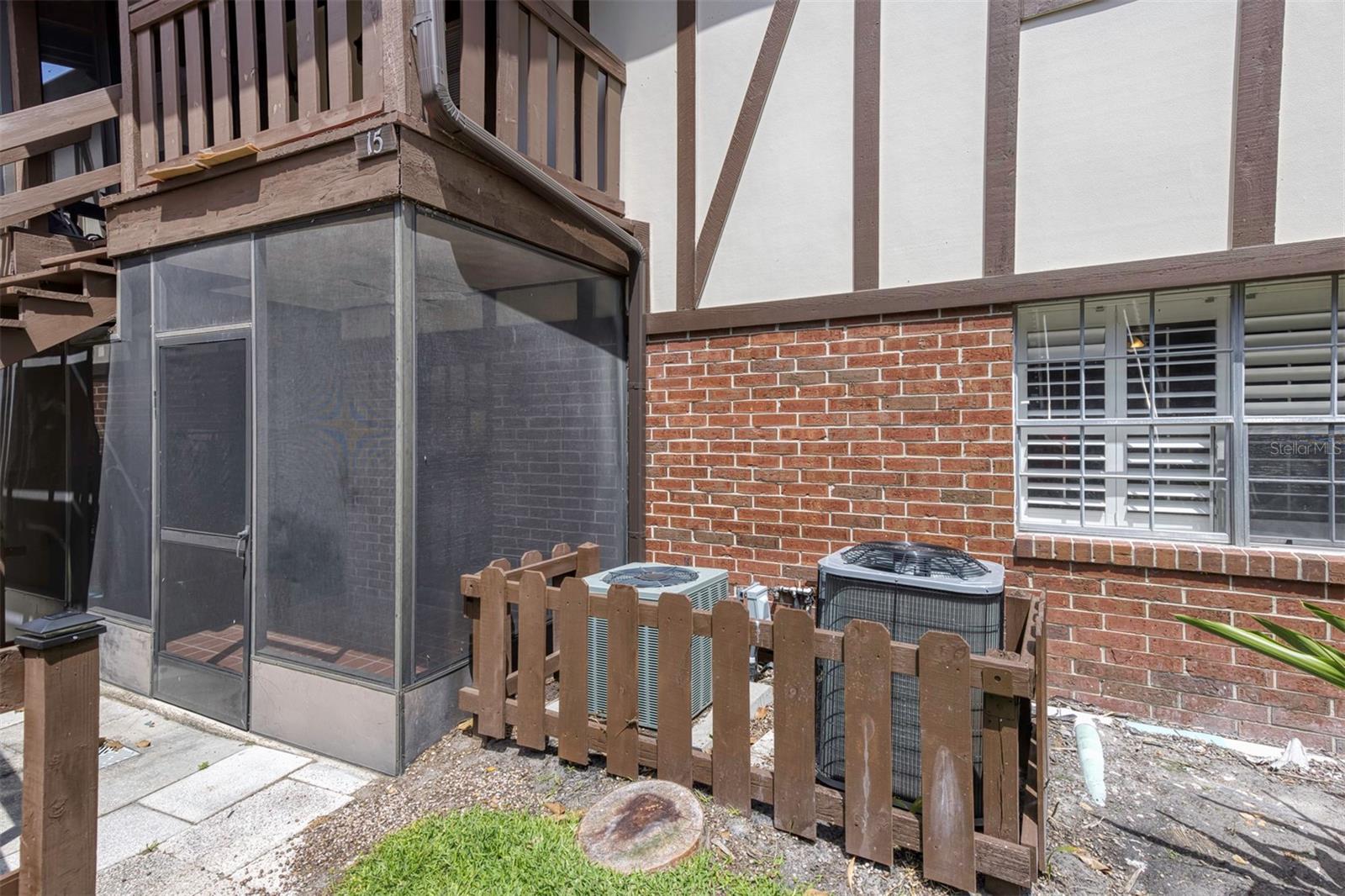 Image 13 of 37 For 5441 Hansel Avenue J15