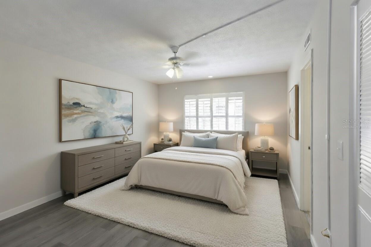 Image 15 of 37 For 5441 Hansel Avenue J15