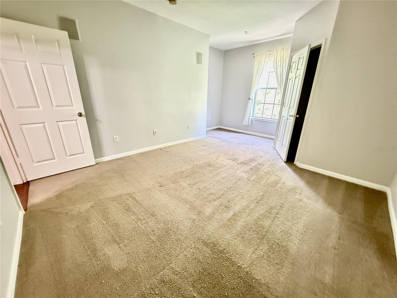 Image 18 of 28 For 14341 Fredricksburg Drive 1018