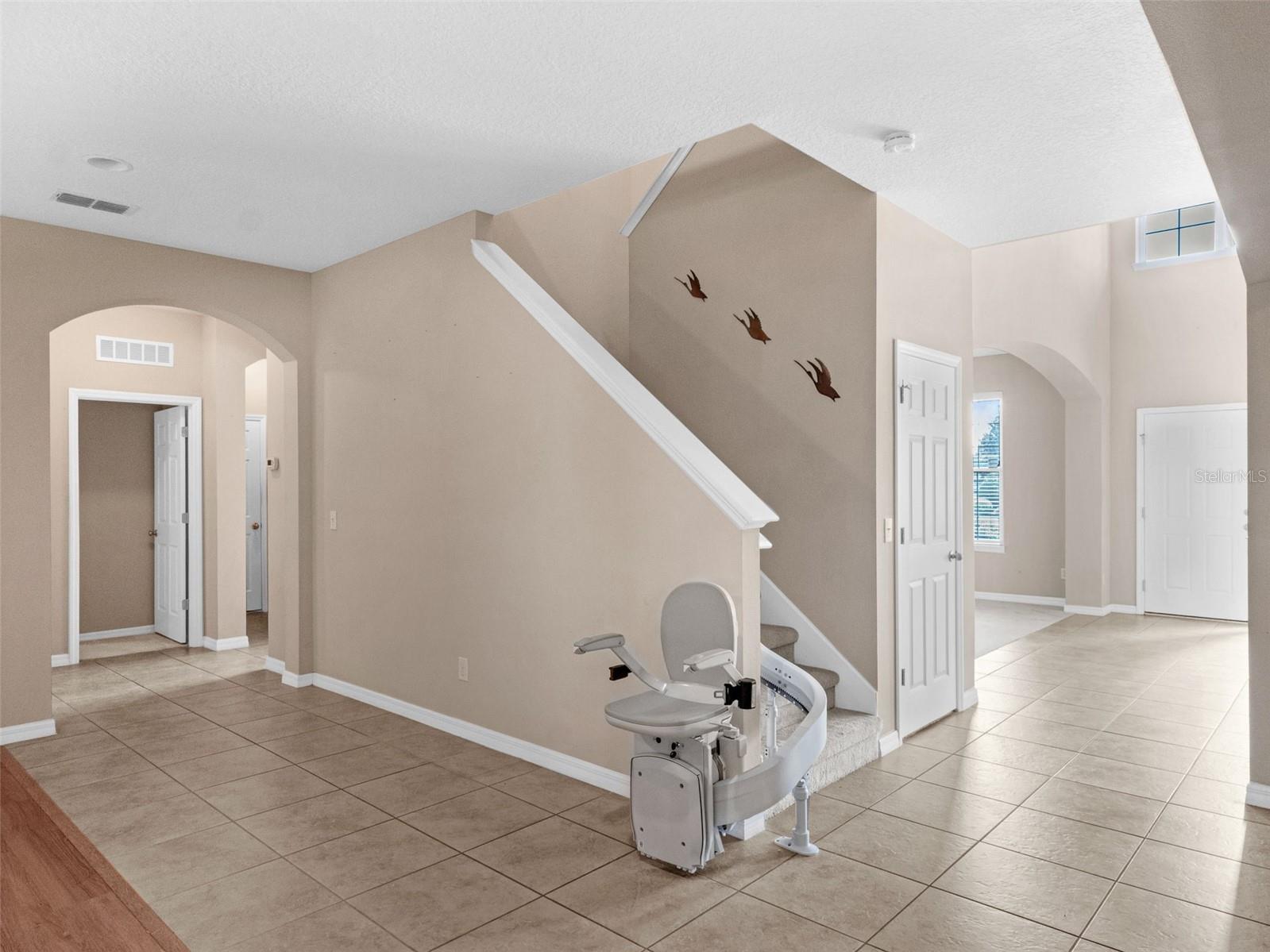 Image 17 of 60 For 15183 Serenade Drive