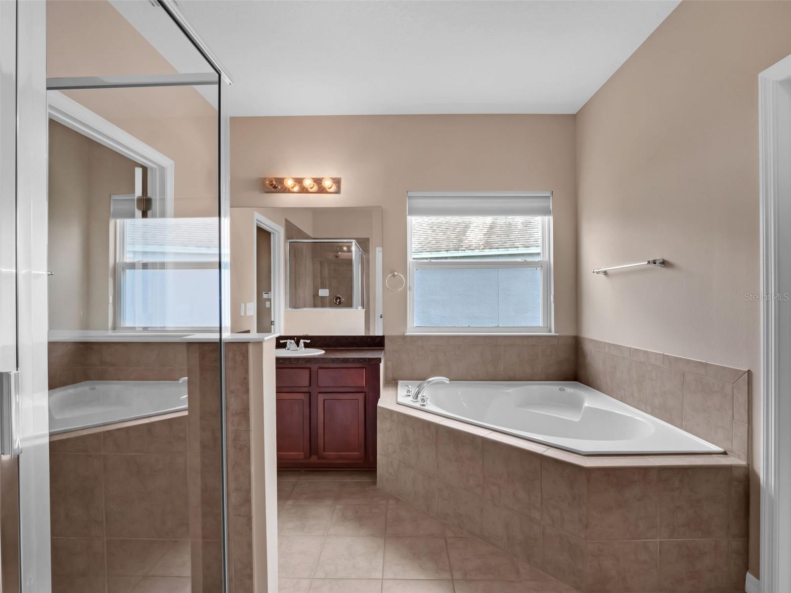 Image 36 of 60 For 15183 Serenade Drive