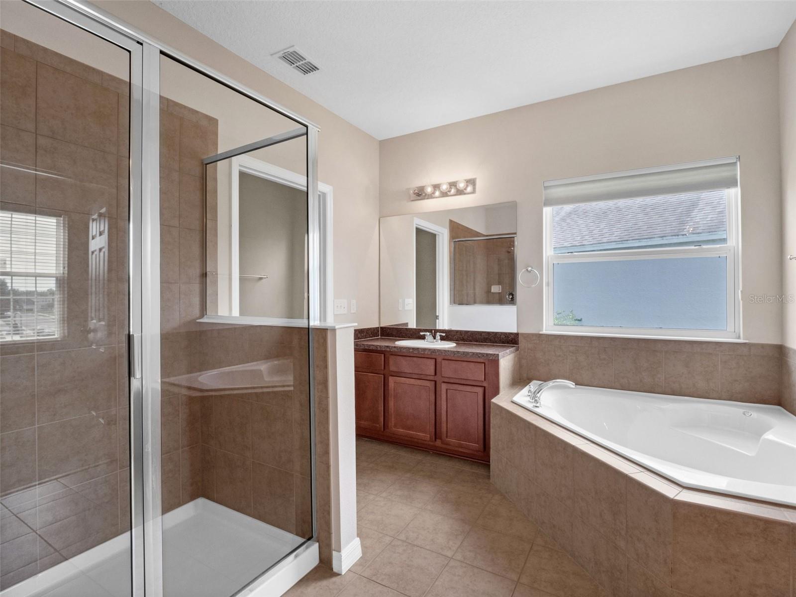 Image 37 of 60 For 15183 Serenade Drive