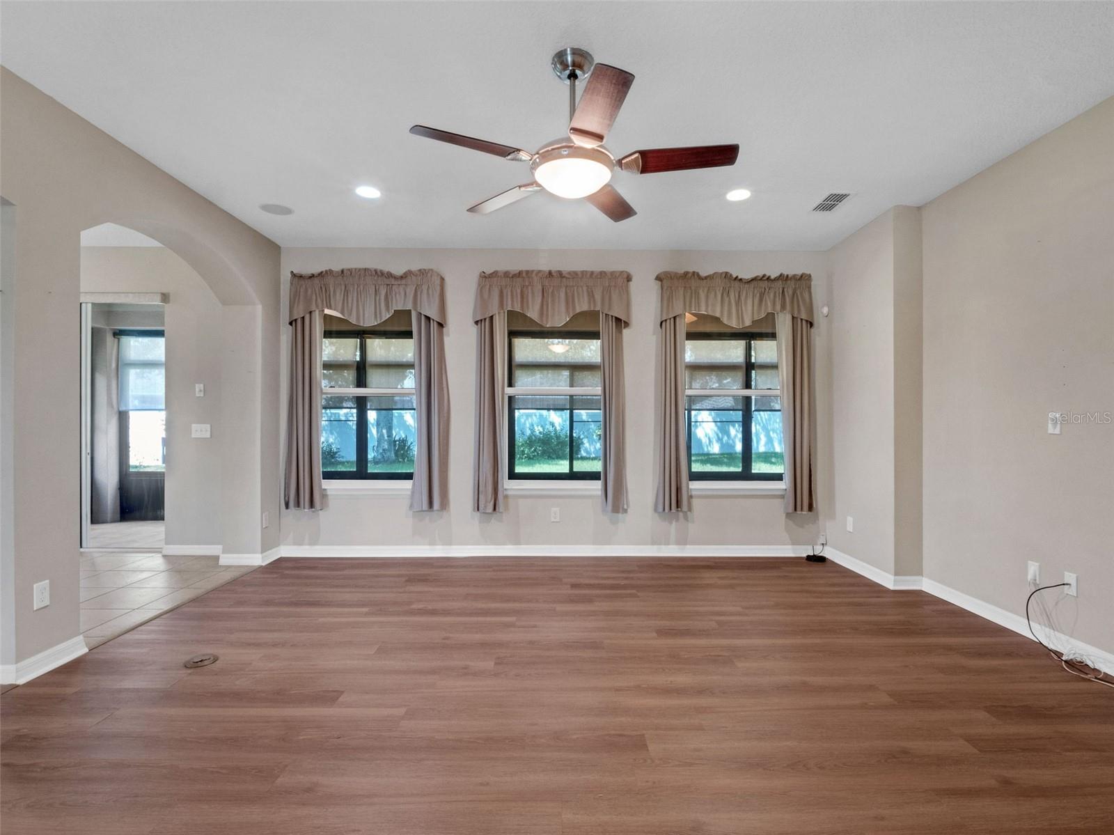 Image 9 of 60 For 15183 Serenade Drive