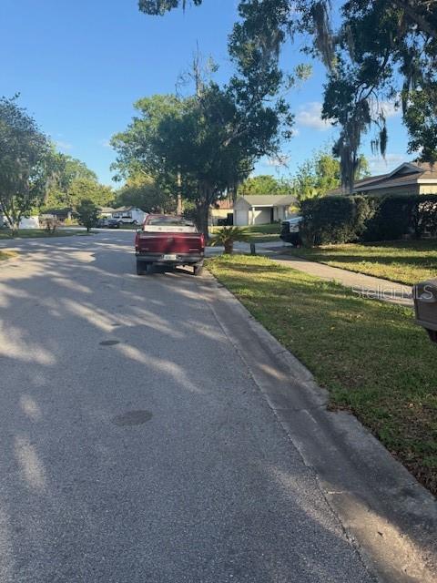 Image 14 of 27 For 3054 Bluebrook Drive