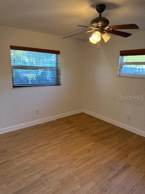 Image 21 of 27 For 3054 Bluebrook Drive