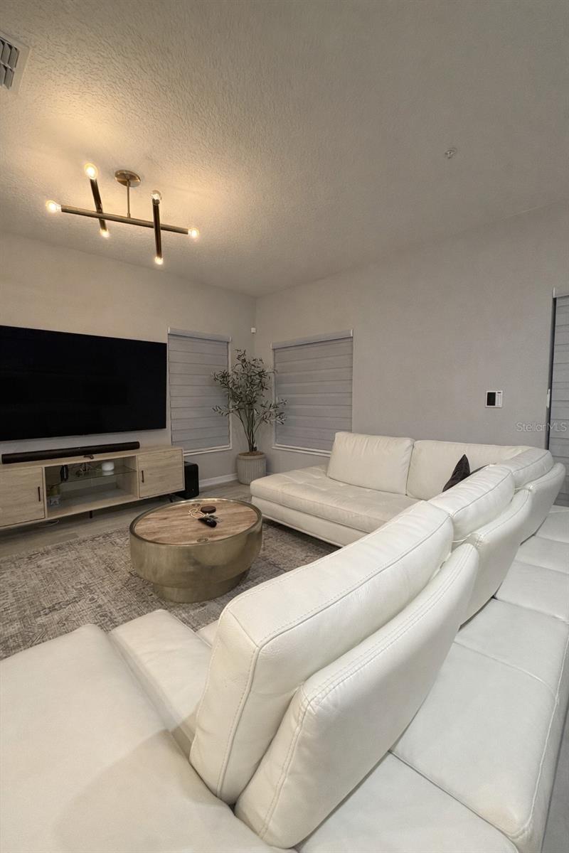 Image 14 of 41 For 290 Cedar Bark Lane