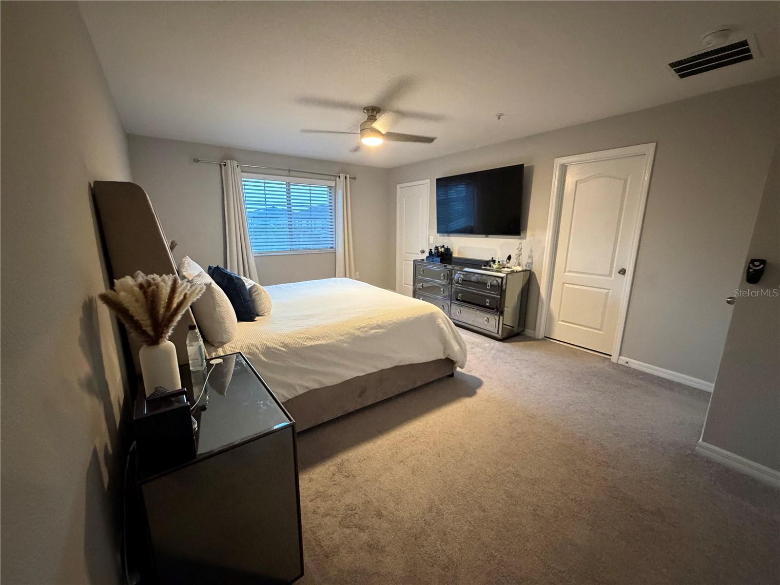 Image 21 of 41 For 290 Cedar Bark Lane