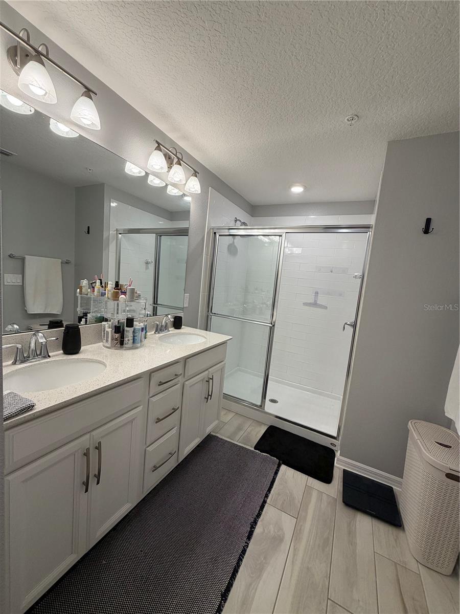 Image 22 of 41 For 290 Cedar Bark Lane