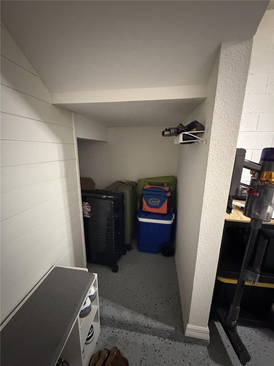 Image 34 of 41 For 290 Cedar Bark Lane