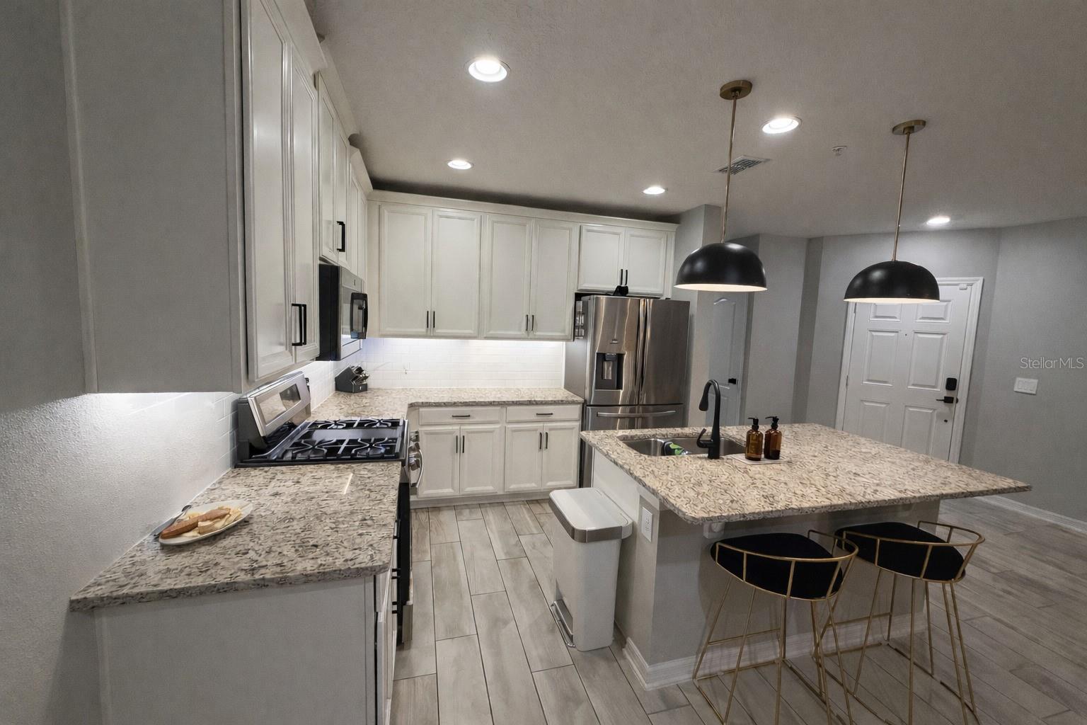 Image 7 of 41 For 290 Cedar Bark Lane