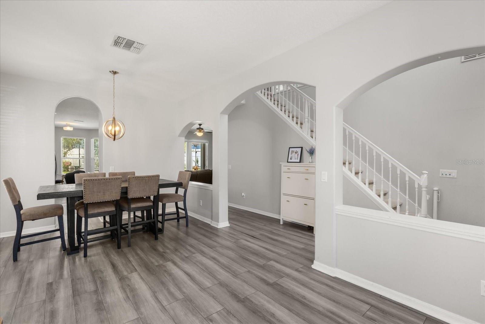 Image 10 of 50 For 9361 Pecky Cypress Way