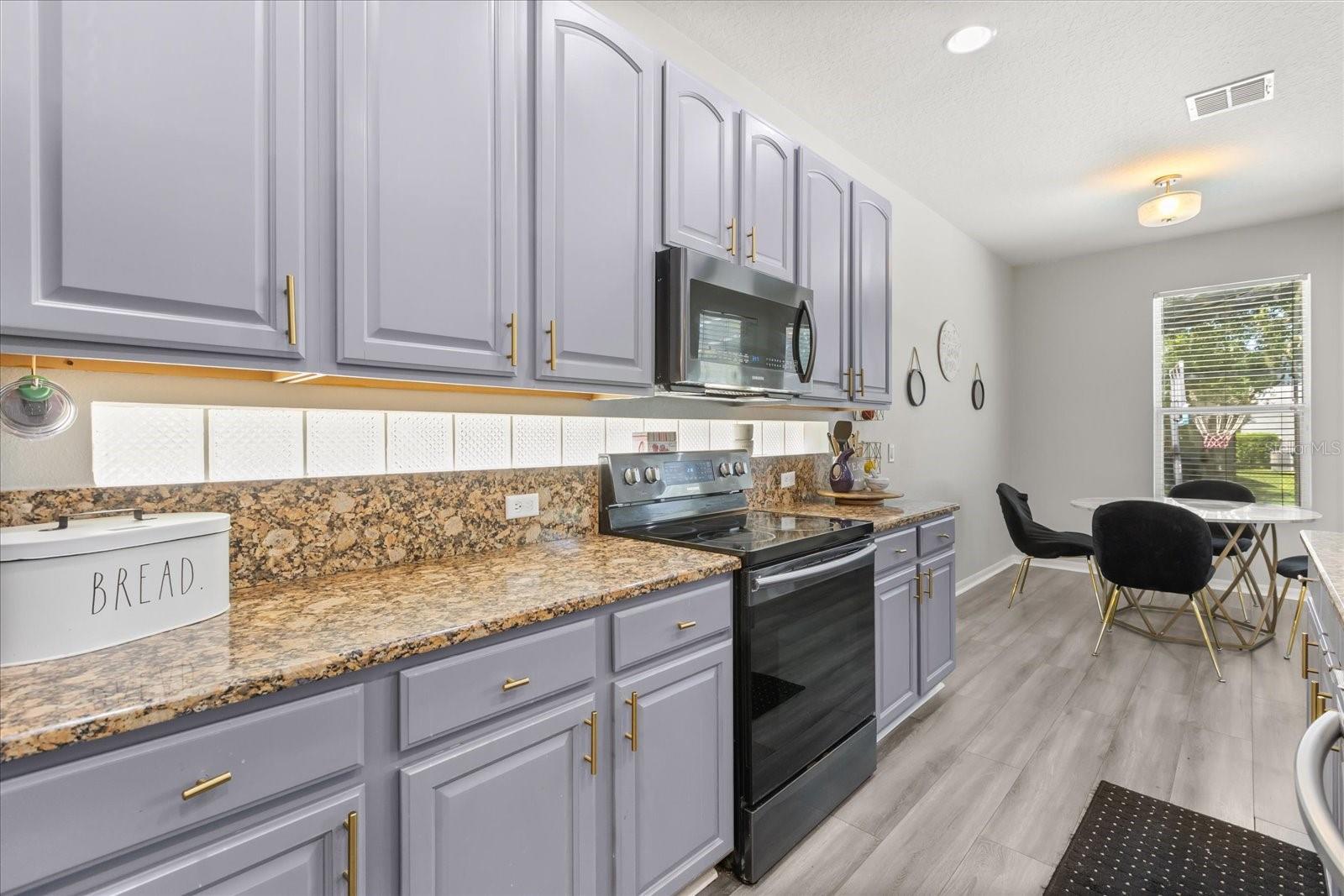 Image 12 of 50 For 9361 Pecky Cypress Way